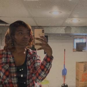 Meet your Posher, Rebecca